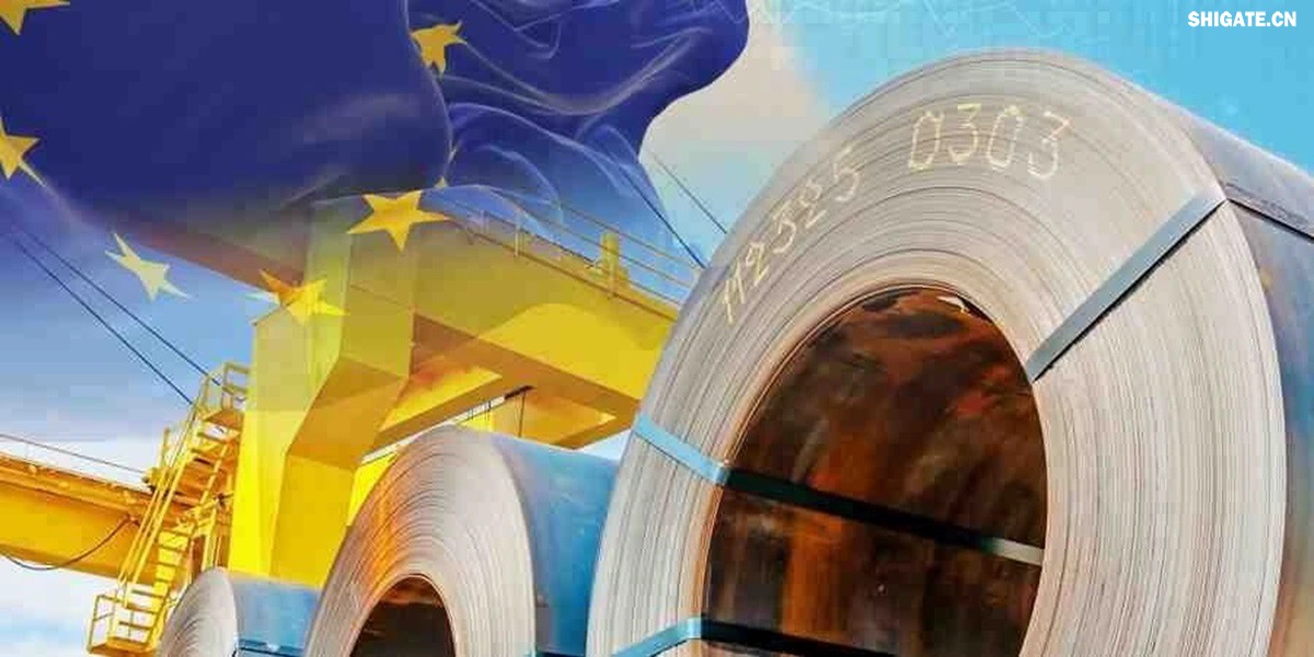 你听说过欧洲"钢铁心脏"萎缩的消息吗？为什么曾经强大的欧盟钢铁产业如今正在迅速崩塌？特朗普政府重启的25%钢铁关税究竟给欧洲造成了多大冲击？在全球贸易保护主义重燃的今天，欧盟的惨痛教训对中国有何警示意义？数据显示，2025年一季度，欧盟对美钢铁出口同比骤降42%，损失约150万吨订单和45亿欧元收入。与此同时，中国钢铁却逆势增长，2024年出口量突破1.11亿吨，创下8年来新高。这背后有哪些产业链布局的深层差异？中国又该如何从欧盟的失败中吸取经验，打赢未来全球贸易的三大突围战？